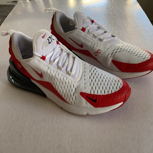 NIKE AIR MAX 270 White Anthracite University Red CJ0550-100 Sneakers Men’s 9 - Picture 2 of 8
